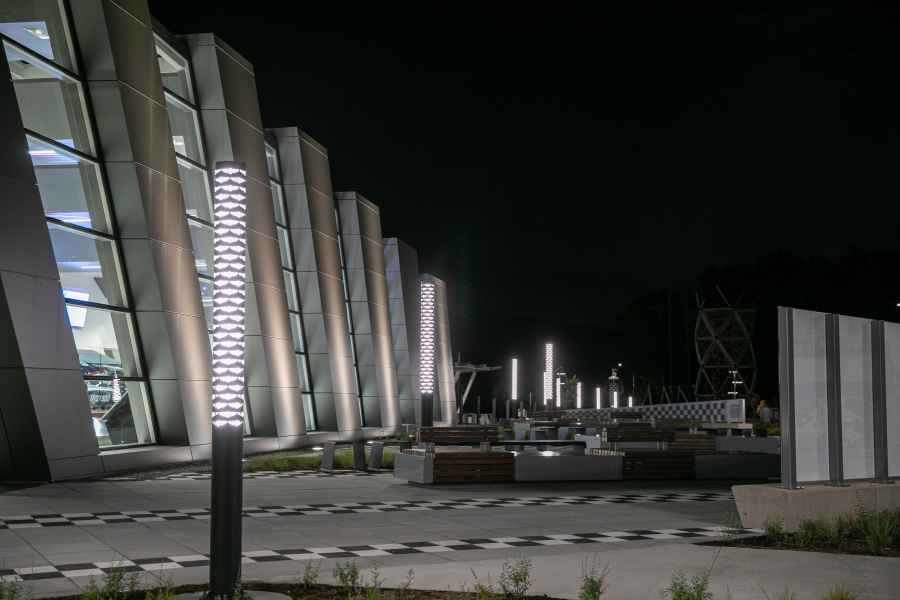 DaVinci Pole™ Light Only INDOT Clear Creek Night